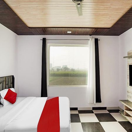 Hotel Collection O Love Garden Ghaziabad Exterior foto