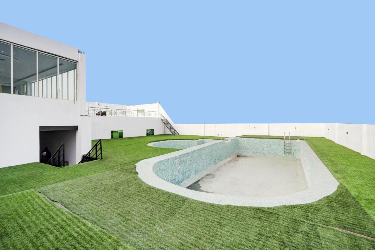 Hotel Collection O Love Garden Ghaziabad Exterior foto